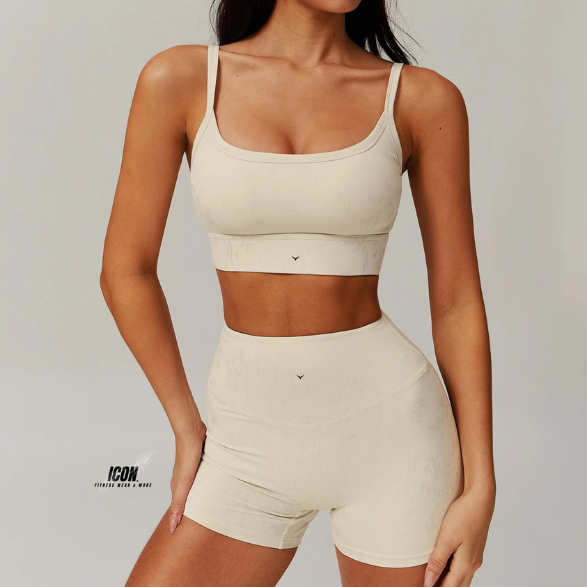 ICON. סט חליפה דגם מיקה