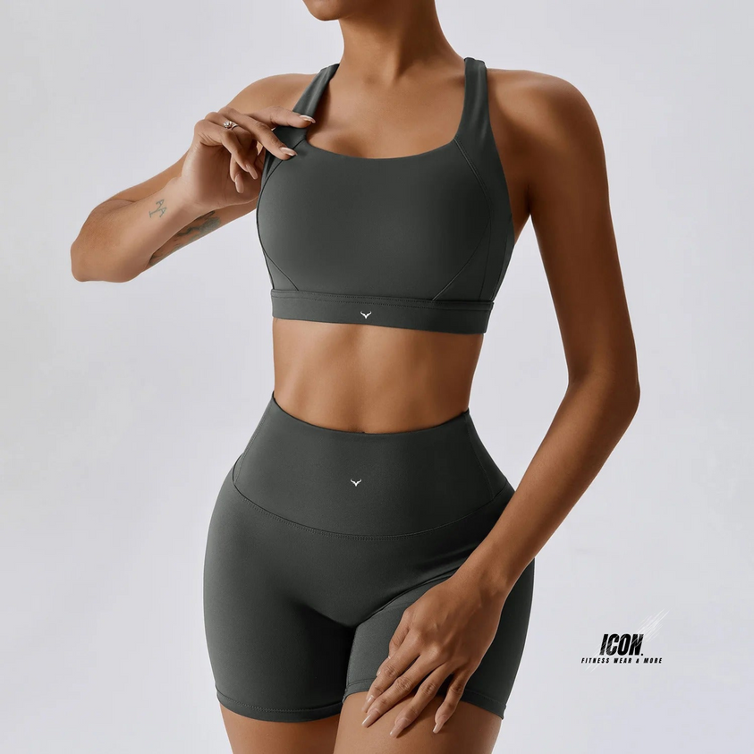 ICON. סט חליפה דגם קסניה